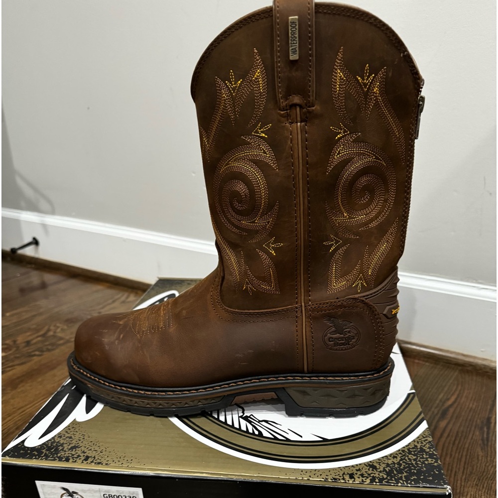 New in the box men's Georgia boots
